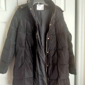 Elegant Black Puffer Coat